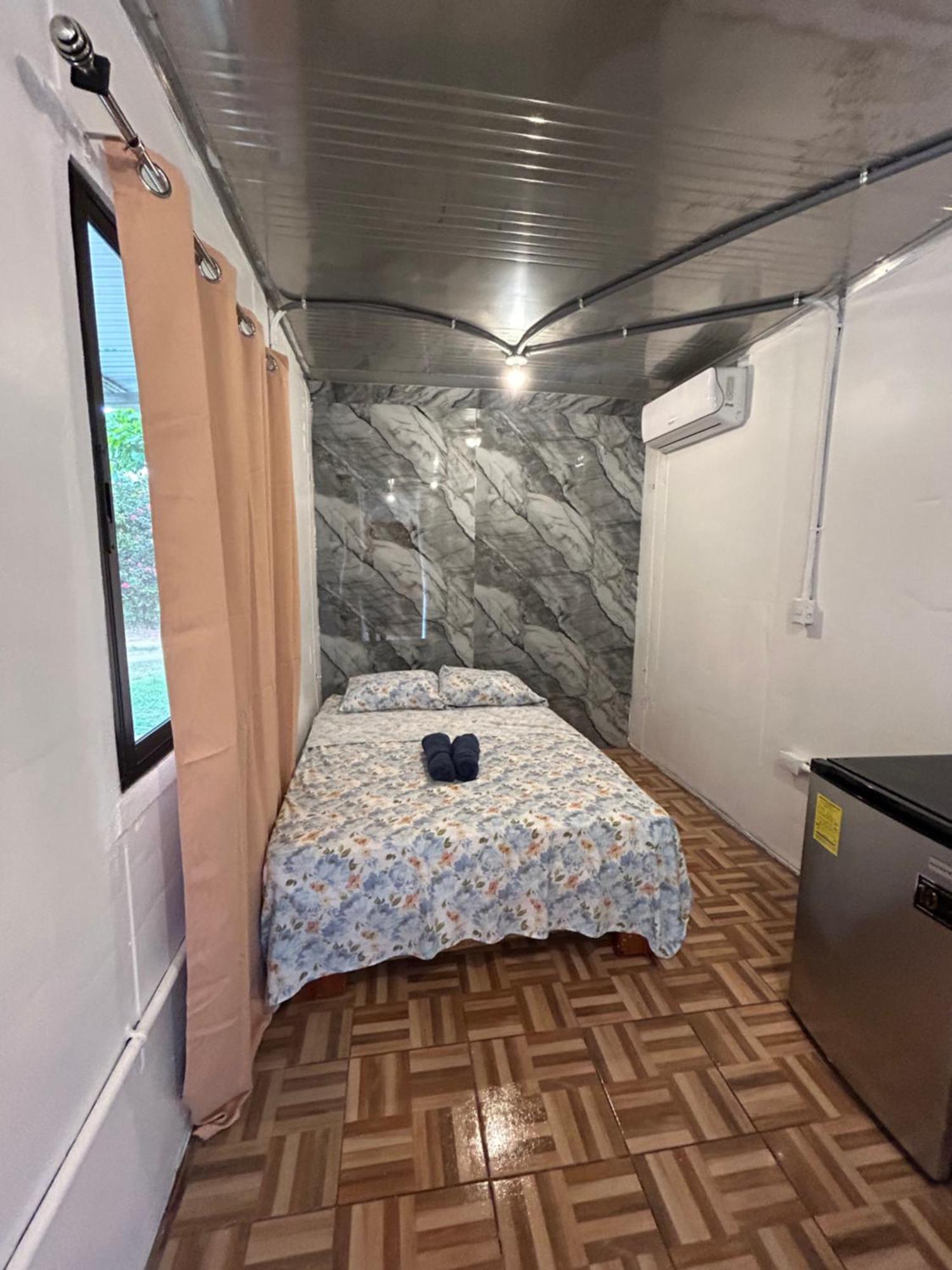 Ballena Oasis Homes & Glamping Uvita Eksteriør bilde
